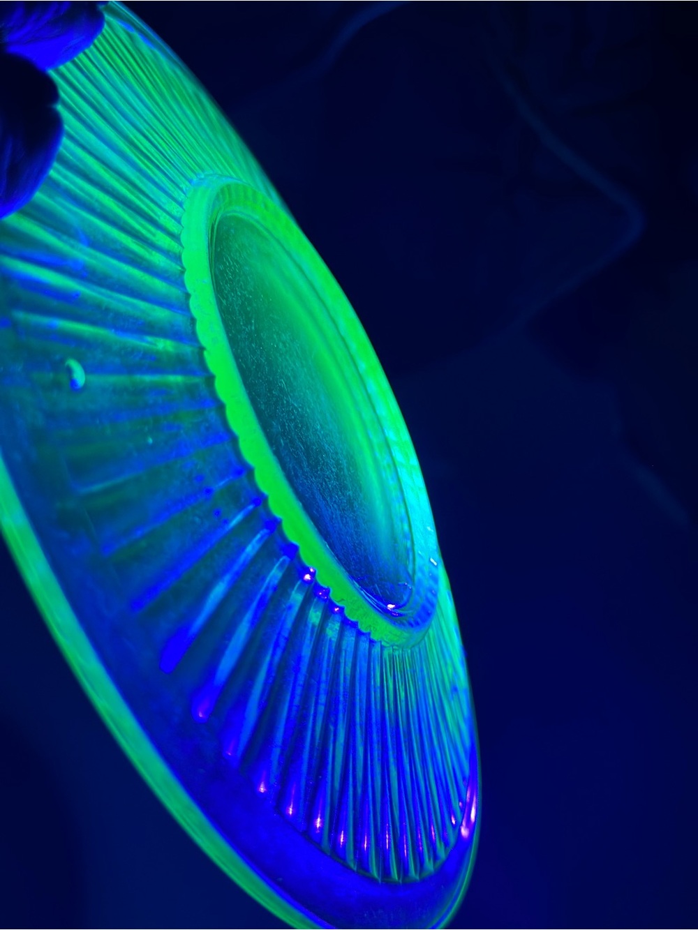 Vintage Uranium Glass Green Ribbed Saucer 6 Inch UV Glow - Picture 2 of 7